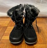 Champion Winter Boots Photo 0
