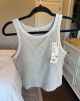 Uniqlo Ribbed Cropped Bra Sleeveless Top Photo 0