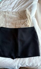 Berksha Black mini skort  Photo 0
