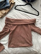 Windsor Off-The-Shoulder Top Photo 0