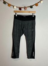 Nike 🌺  Running animal print cropped leggings Photo 0