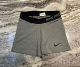 Nike Pros Photo 0