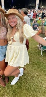 Floral romper Photo 0