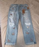 Lucky Brand Jeans Photo 0