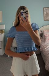 Blue and white top  Photo 0