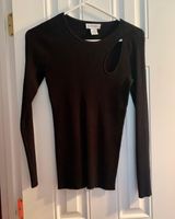 Carmen Marc Valvo Cute black Cut Out Top Photo 0