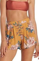 Billabong Flowy Shorts Photo 0