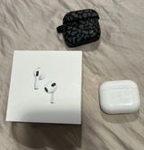 Apple Airpods (3rd generation) Photo 0