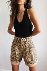 Dogtown Tan Cheetah Print High-Waisted Cut-Off Shorts Size 25 Photo 0
