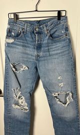 501 Distressed High-Waisted Jeans Photo 0