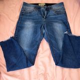 Democracy Jeans Photo 0