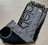 Calvin Klein Scarf Photo 0