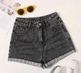 SheIn black denim shorts Photo 0