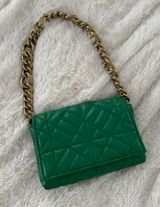 Green Purse Photo 0