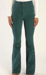 Bundle Reserved  Photo 0