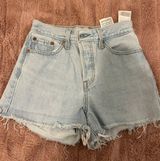 Levi’s Wedgie Shorts Photo 0