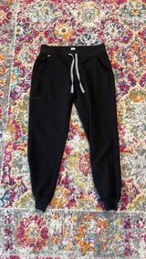 FIGS Jogger Scrub Pants Photo 0