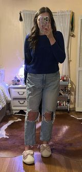 Outfitters Ripped Mom Jeans Photo 0