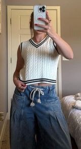 Better Be  Sweater Vest Photo 0