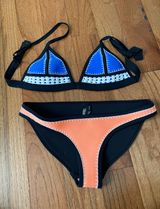 Triangl Bikini Photo 0