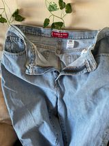 Levi’s Classic Relaxed 550 Jeans Photo 0