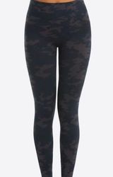 Spanx Camo Leggings Photo 0