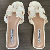 Forever Link White Slide H-Cut Faux Leather Slip on Sandals Size 7 in White Photo 0
