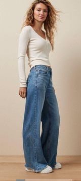 Outfitters Jeans Photo 0