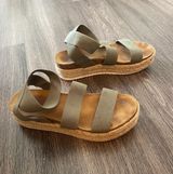 Steve Madden Espadrille Platform Sandal Green Photo 0