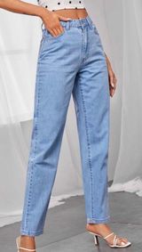 SheIn High Rise Mom Jeans Photo 0