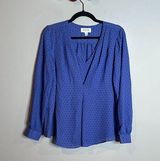 Elle 🌺  blue and black polka dot blouse Photo 0
