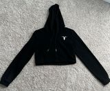 Ignite Cropped Hoodie Black Photo 0
