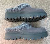 Skechers Grey Slippers Photo 0