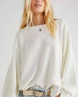 Camden Sweatshirt Photo 0