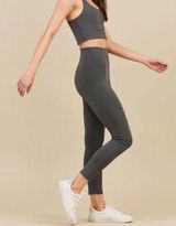 Girlfriend Collective Compressive High Waist 7/8 Workout Leggings Gray (Medium) Photo 0