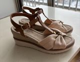 Esprit Wedge Sandals Photo 0