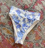 Bikini Bottoms Photo 0