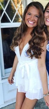 Akira White Romper Photo 0