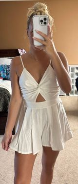 Buckle white romper Photo 0