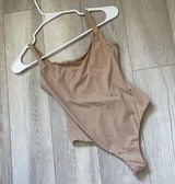 SKIMS  Fits Everybody Square Neck Bodysuit Tan (Small) fitted going out party Photo 0