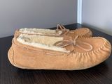 UGG Mocassins Photo 0