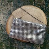 Vintage mini silver metal chain link wrist evening purse Photo 0
