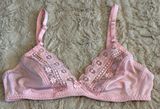 Vassarette Bra in size 34B Photo 0