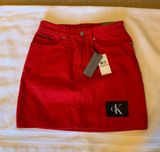 Calvin Klein women's NWT red skirt waist size 27 Photo 0