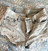 Outfitters Jean Short Photo 0