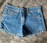 Levi’s Jean Shorts Photo 0