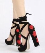 Rose Embroidered Heels Size 6 Photo 0