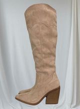 NWOB Faux Suede Cream Tan Boho Cowgirl Western Boots US 6 Photo 0