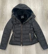 Puffer Jacket Photo 0