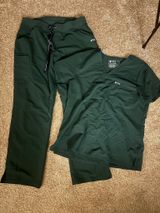 Racer green Figs scrub set Photo 0